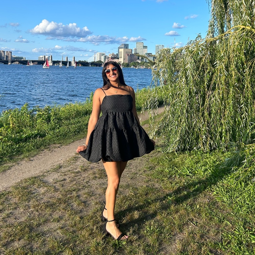 Meet your Posher, Simmi